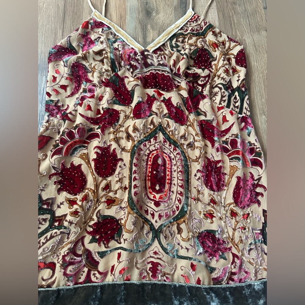 Romantic Beaded Paisley Velvet Silk Camisole Sleeveless Top - Picture 5 of 11